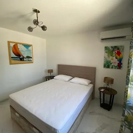 Villa De La Presqu'Ile D'Or *